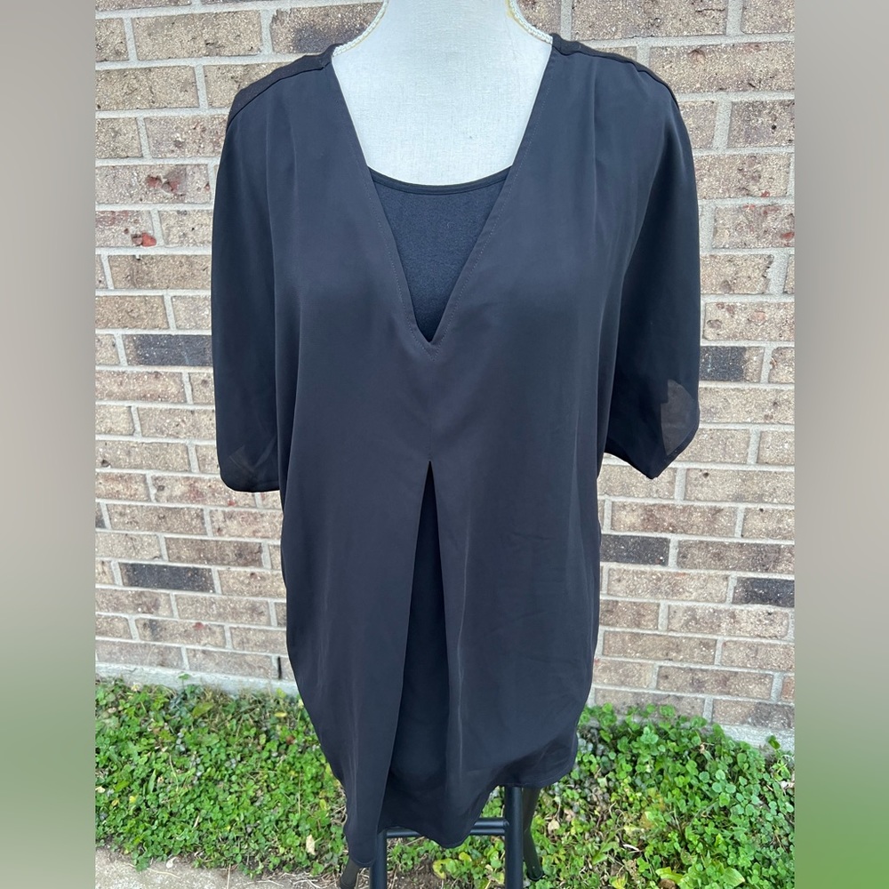 B04 - Michael Kors Black Shirt WMNS‎ 1x